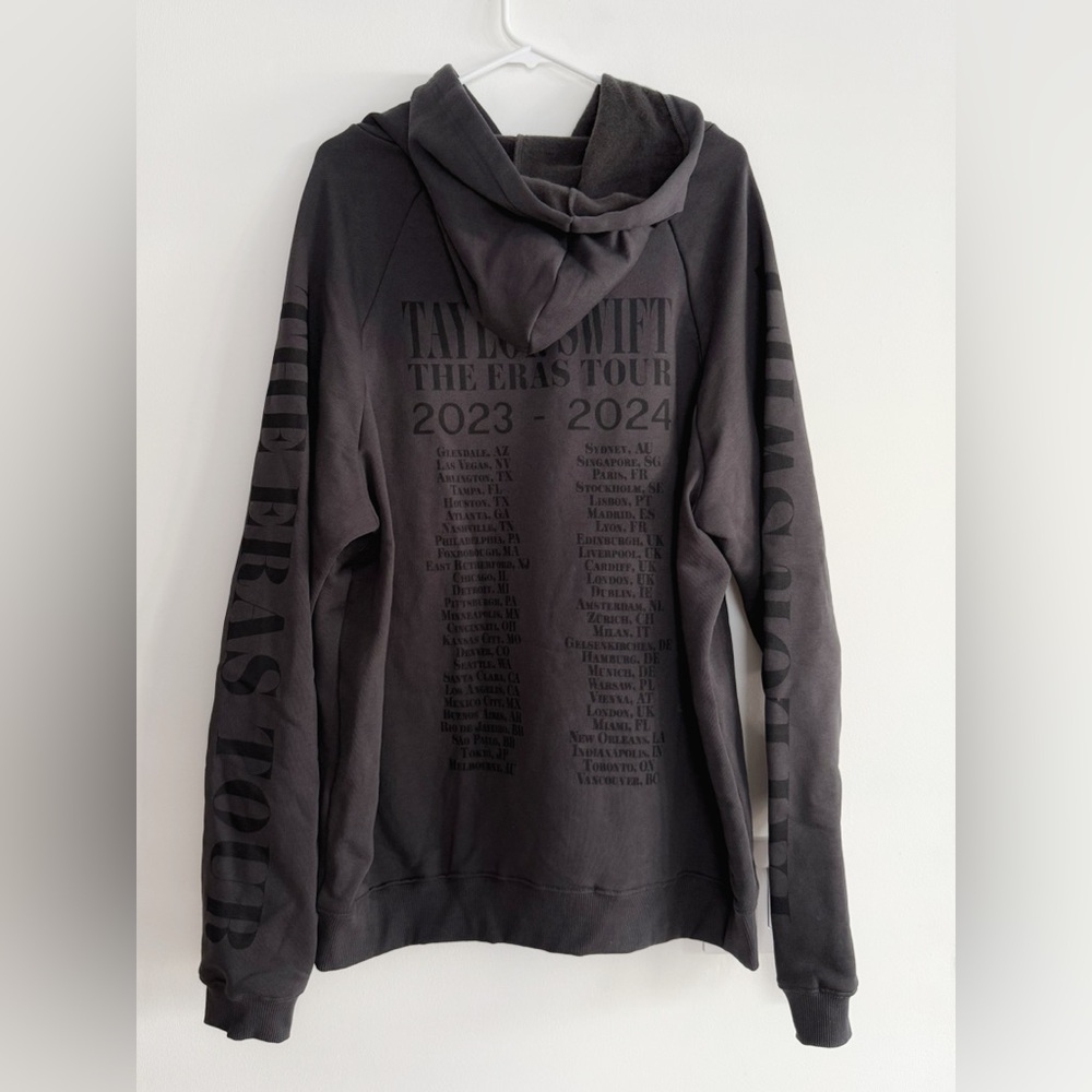 Taylor Swift Eras Tour Hoodie Sweatshirt Large NEW - Picture 3 of 3